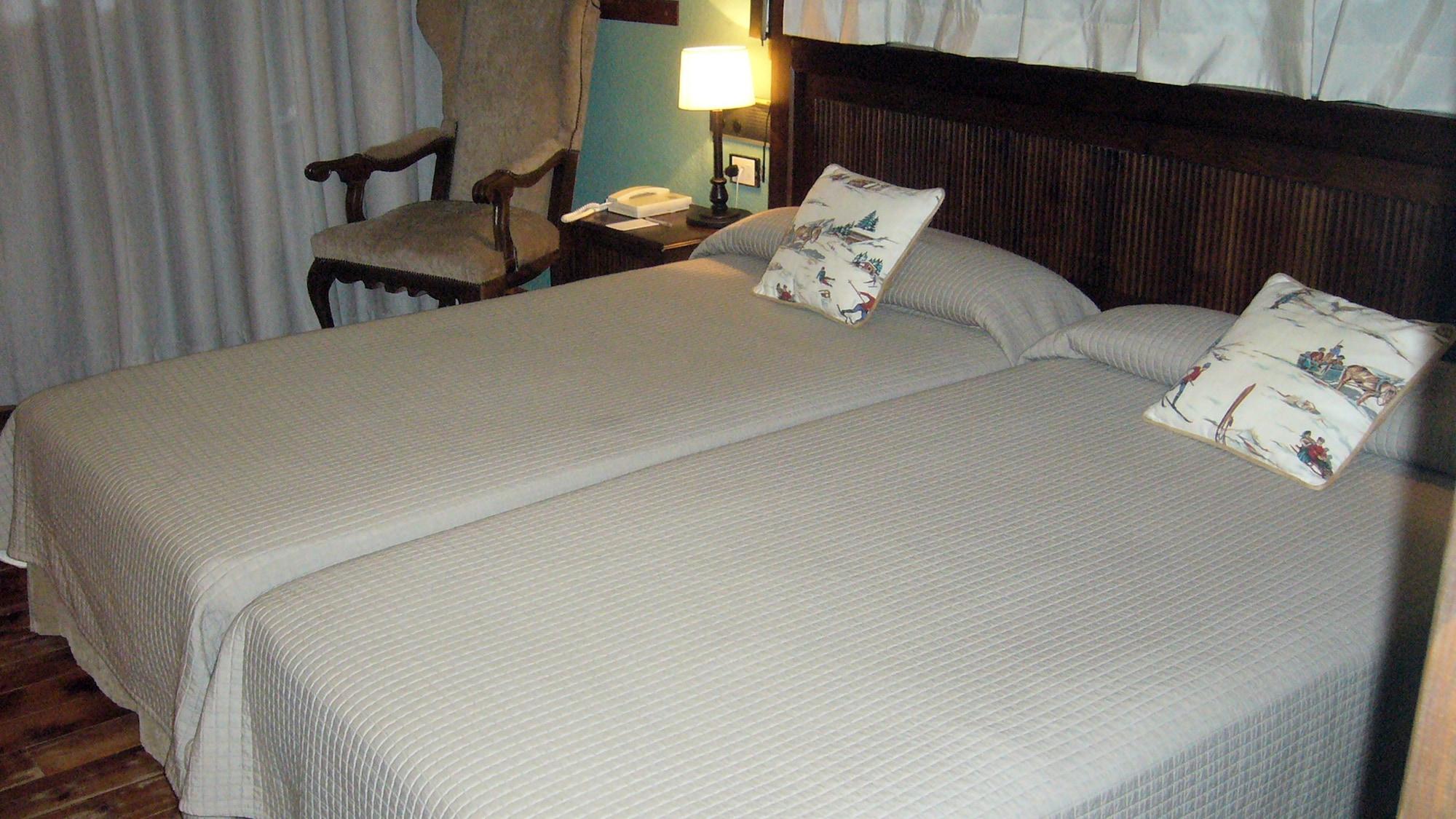 ปาราดอร์ เด อาร์เตียส Hotel อาร์ตีส ภายนอก รูปภาพ